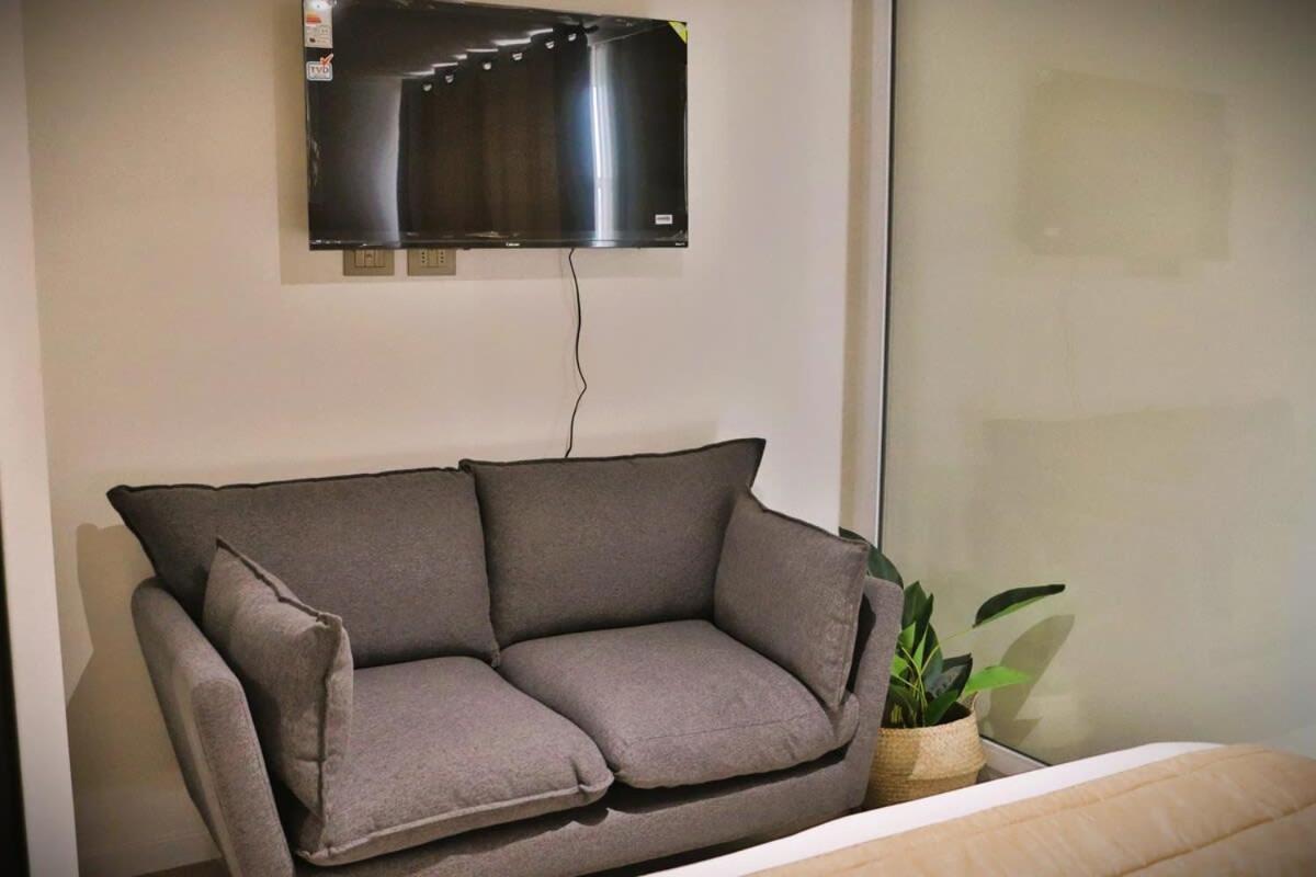Hom L Aire A Metro Parque Bustamante Apartment Santiago