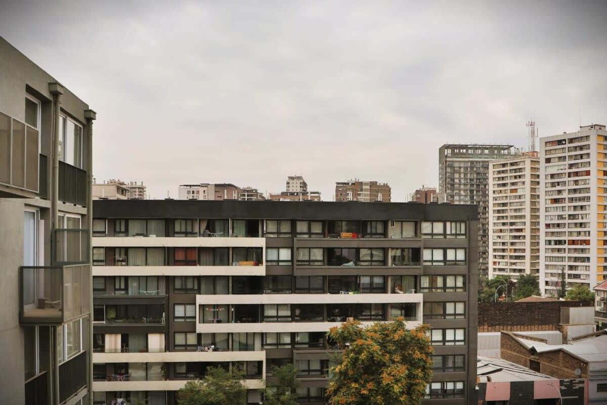Hom L Aire A Metro Parque Bustamante Apartment